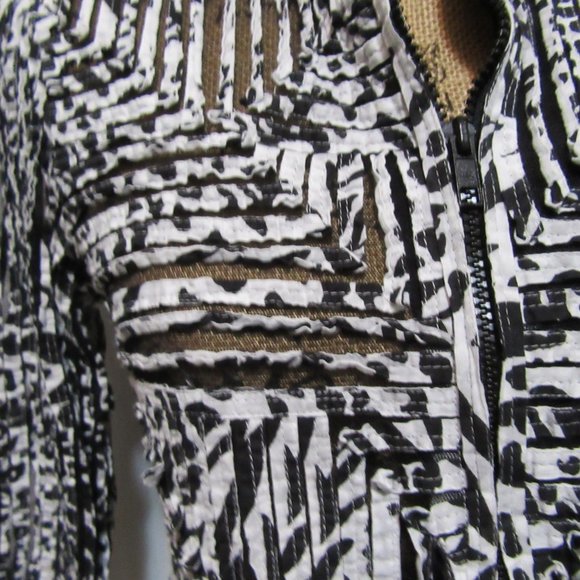 Zip up top or over coat - Attitude size P M - Picture 3 of 14